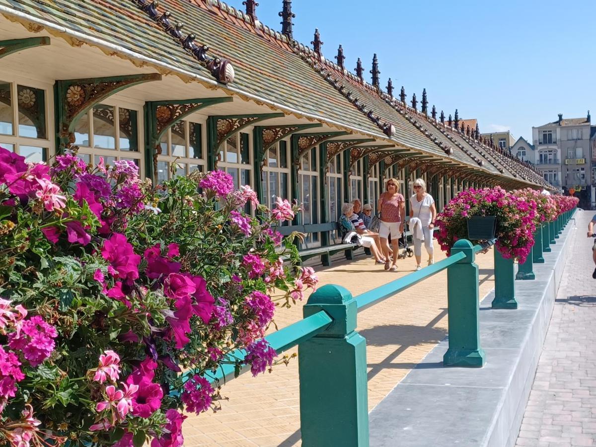 Appartement Blankenberge Zeedijk Aan De Pier Exterior foto
